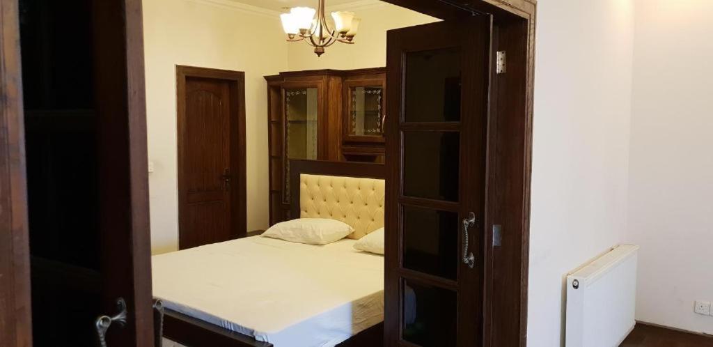 Reina Boutique Hotel - G9 Ісламабад Екстер'єр фото