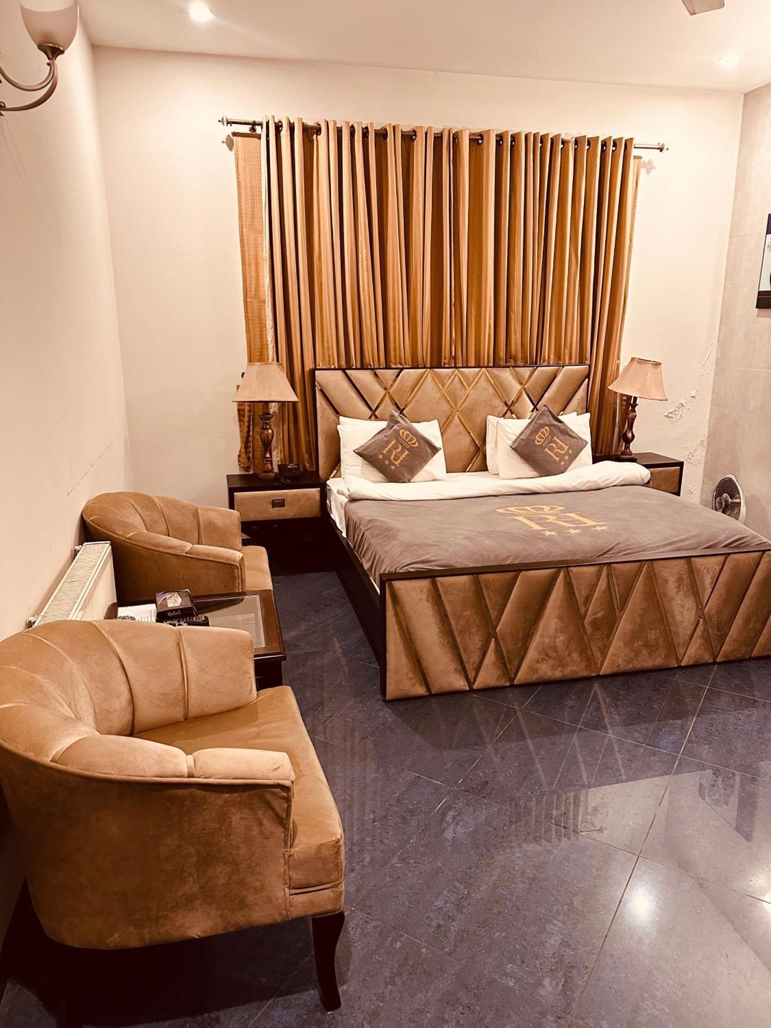 Reina Boutique Hotel - G9 Ісламабад Екстер'єр фото