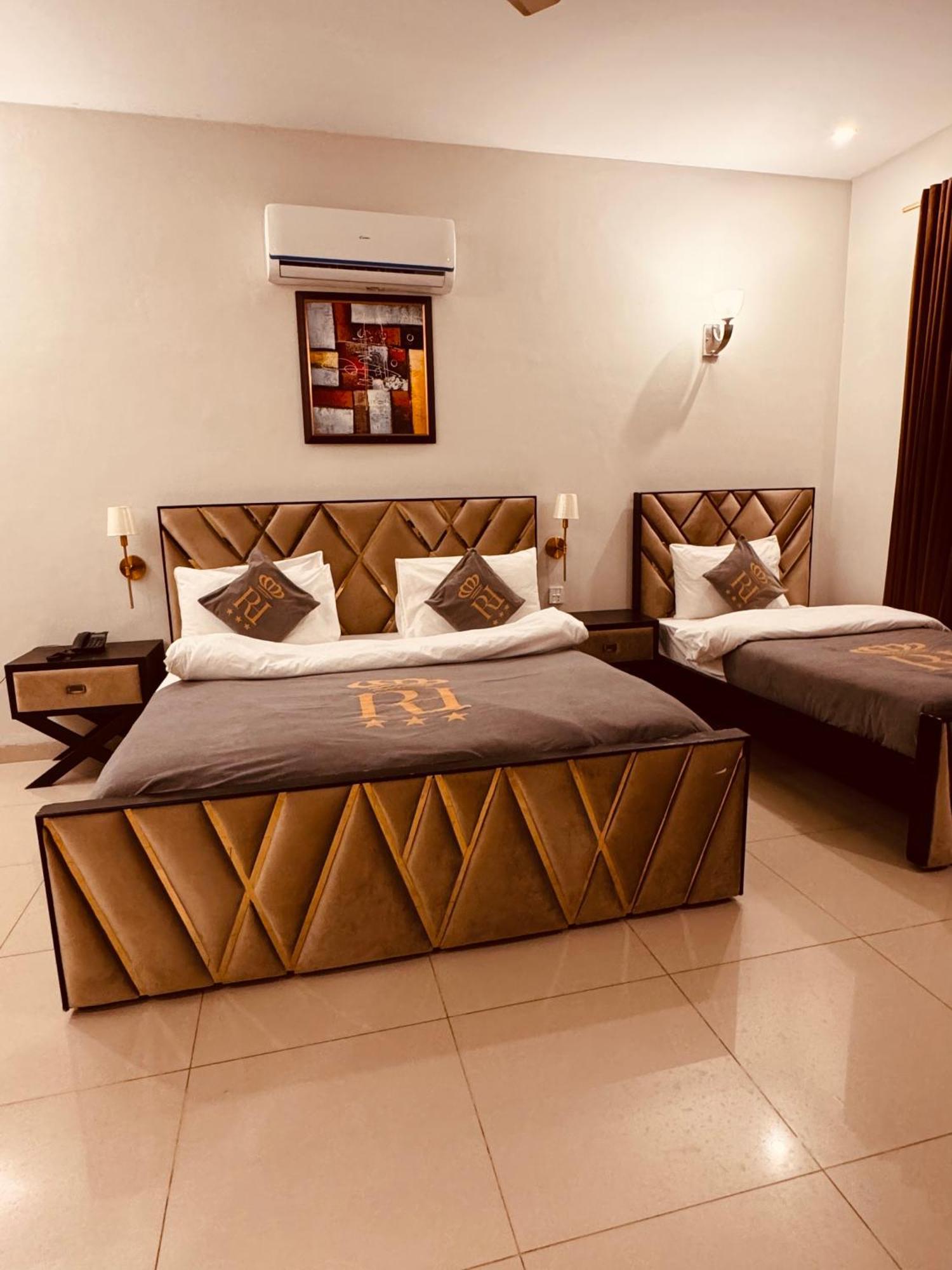 Reina Boutique Hotel - G9 Ісламабад Екстер'єр фото